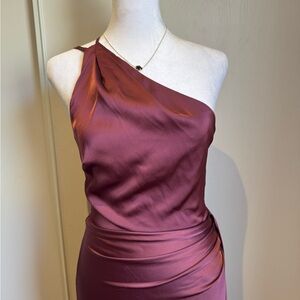 Lulu's One-Shoulder Satin Dress in Rich magenta